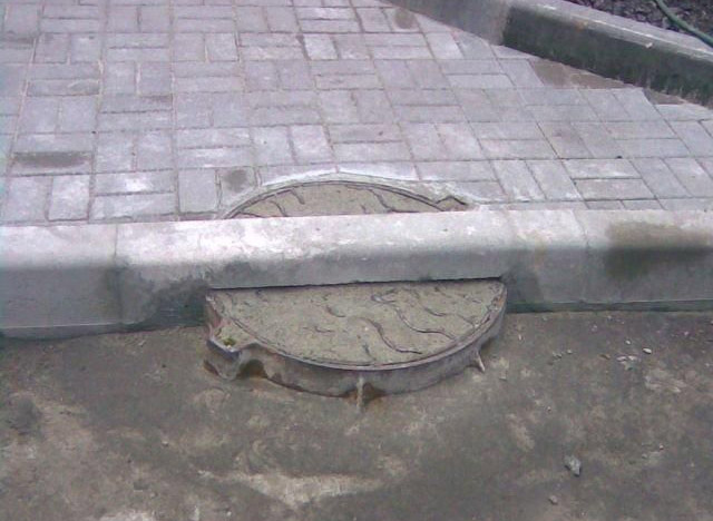 [013_pics.jpg]