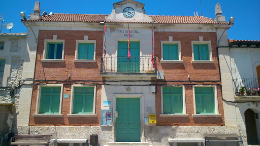 Casa Consistorial De Torrescarcela 