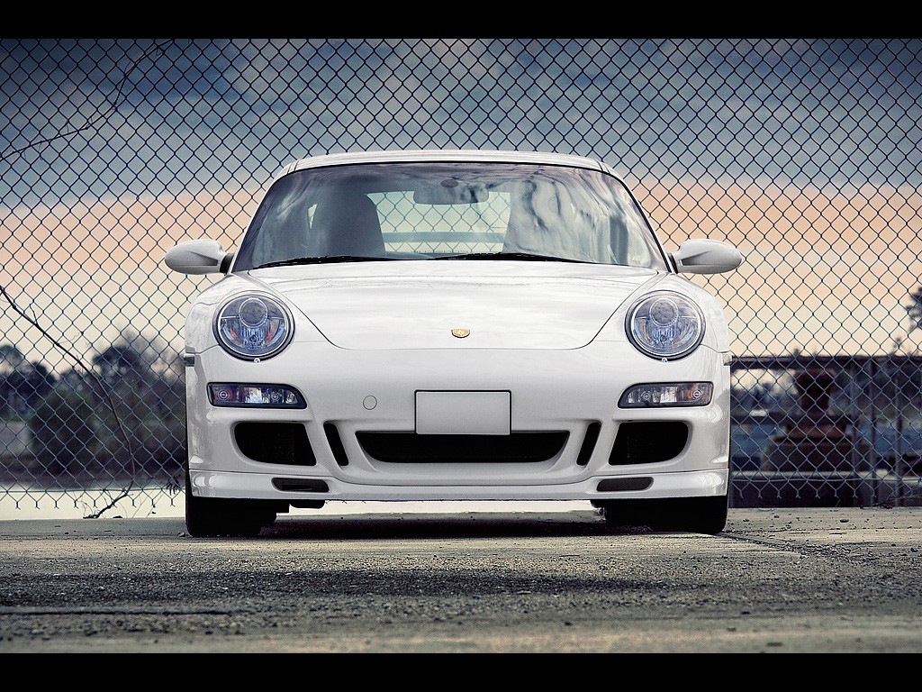 [2006_Porsche_911_Carrera_S_GT3_by_Webb_Bland_2.jpg]
