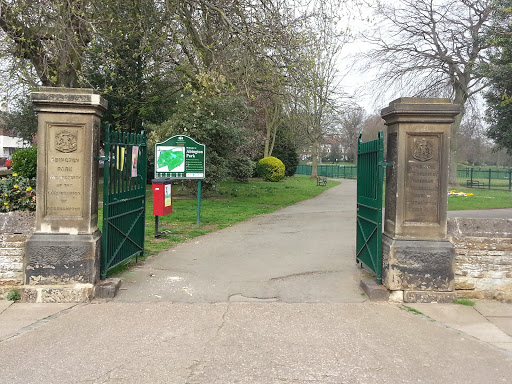 Christchurch Park Gates
