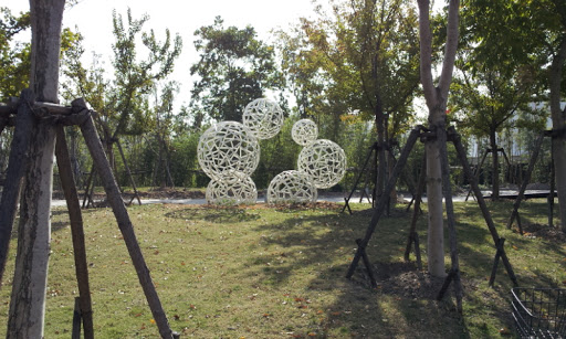 螺旋球雕塑