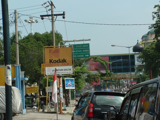 [Gambardaritempatshoppingpertama2.jpg]