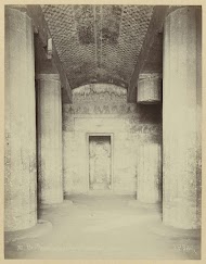 Interieur van de tombe van Amenemhat te Beni Hassan