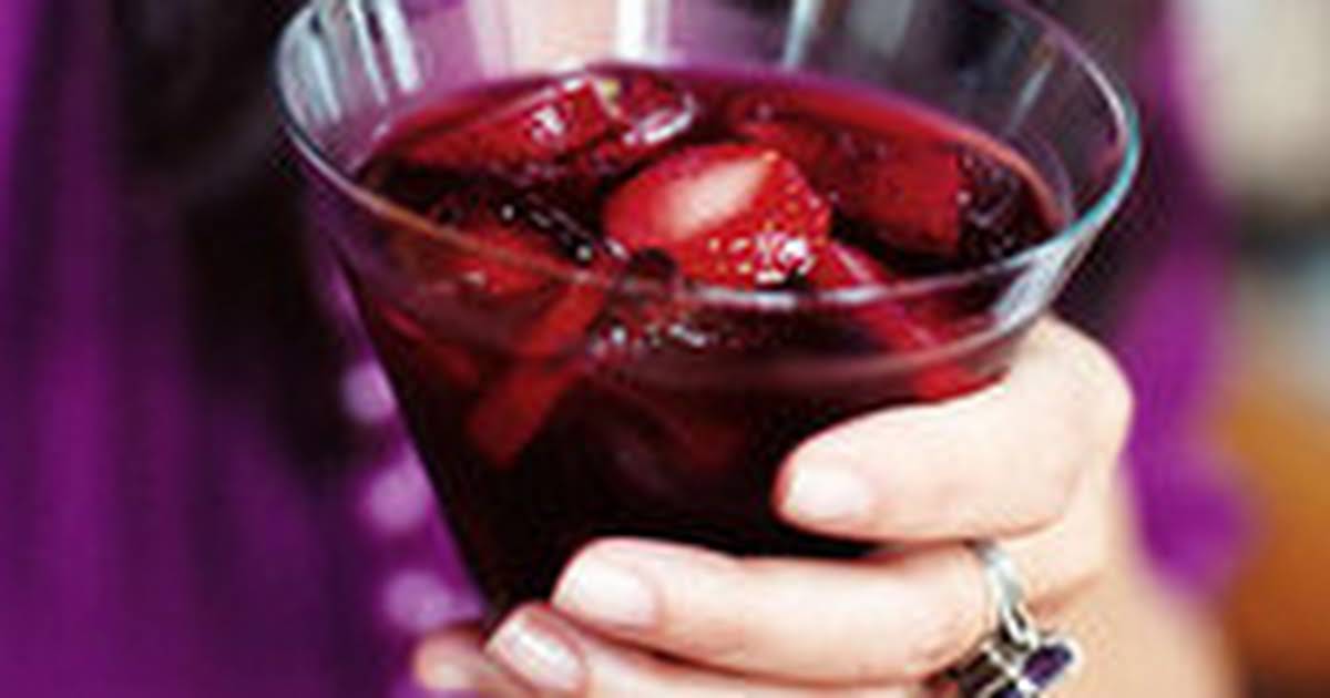 10 Best Grape Juice Ginger Ale Punch Recipes Yummly