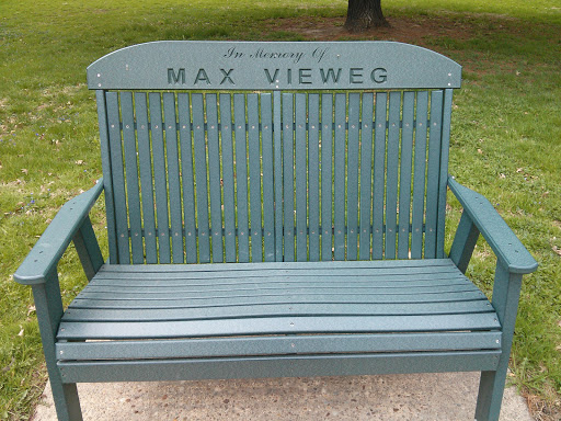 Max's Bench