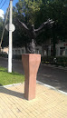 Памятник Сокола