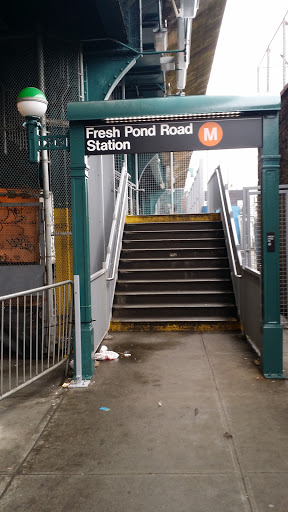 Fresh Pond Road M Subway Station