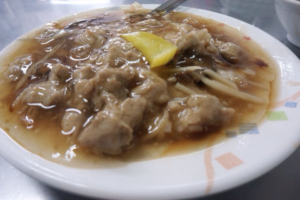 正老牌香菇肉羹 -台中火車站附近必吃小吃店 x 香菇肉羹飯+油豆腐+滷蛋是絕配