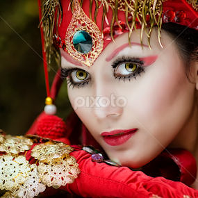 The Eyes by Boim Wahyudi - People Fashion