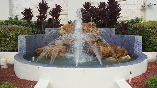 Le Trianon Fountain