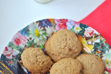 Almond Butter &amp;amp; Coconut Cookies
