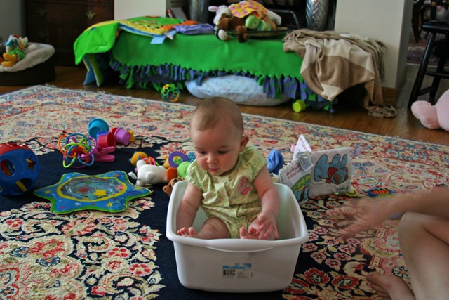 [EllenJuly08_355R20[2].jpg]