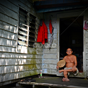 MAN by Sim Sherina - People Portraits of Men