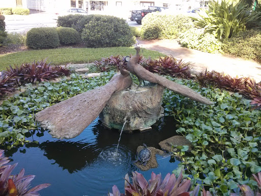 Two Peacocks Fountain