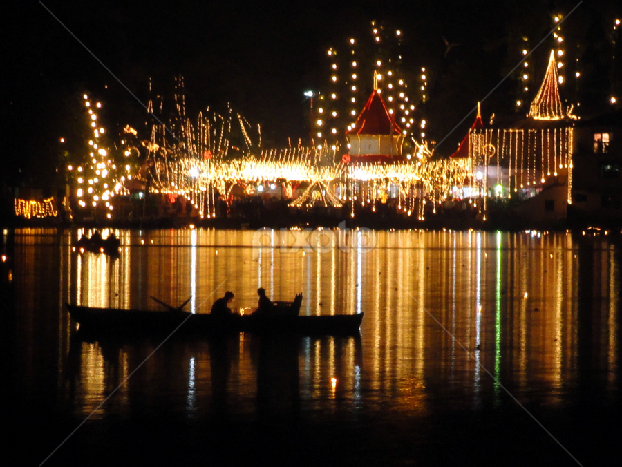 Lights for Light by नवीन जोशी - Landscapes Waterscapes