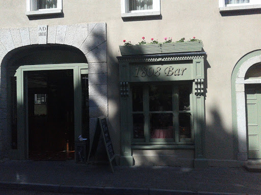 1808 Bar, Borris