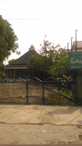 Masjid Mirojul Ihya