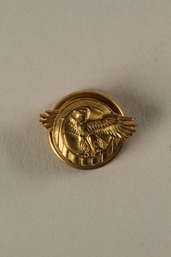 Honorable Service lapel button, US Military, that belonged to a US ...