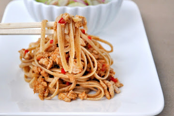 Dan Dan Noodles with Chicken