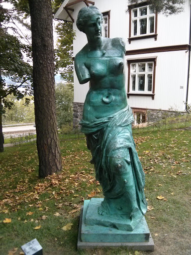 Ekeberg - Venus De Milo Aux Tiroirs