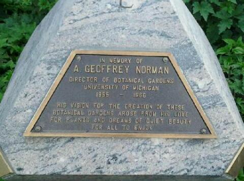 Geoffrey Norman Memorial Stone