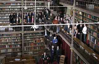 cuypersbibliotheek_bezigebij-custom