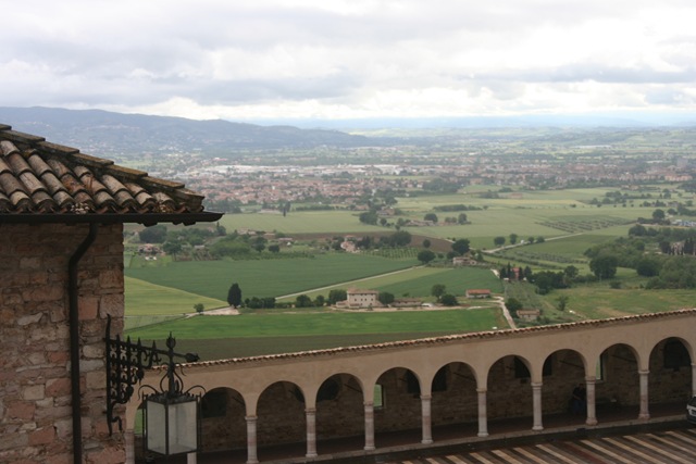 [Assisi0344.jpg]