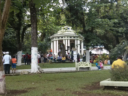 Kiosko Parque Turrialba   