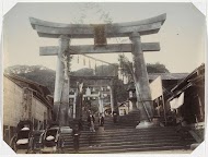 Heilige poorten voor de ingang van tempels in Tokyo