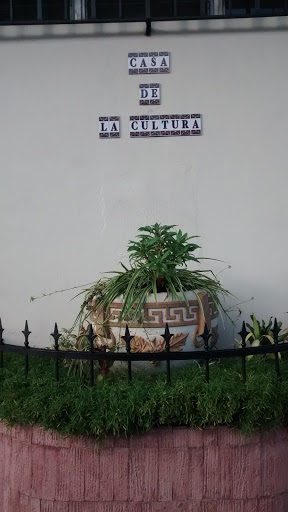 Casa De La Cultura Naranjo 