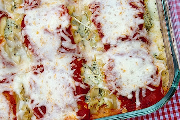 Chicken Pesto Lasagna Roll-Ups