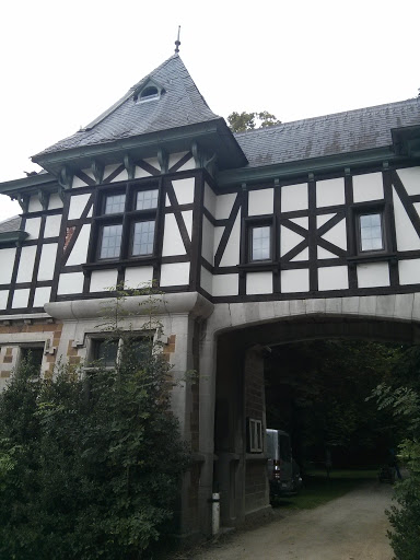 Meerhof Park Main Entrance