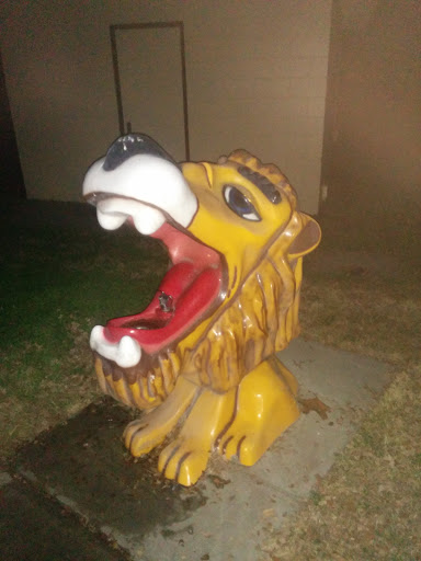 Lion Water Fountain
