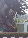 Patung Kepala Naga Batalion 411