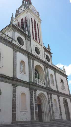 Cathédrale Du Lamentin