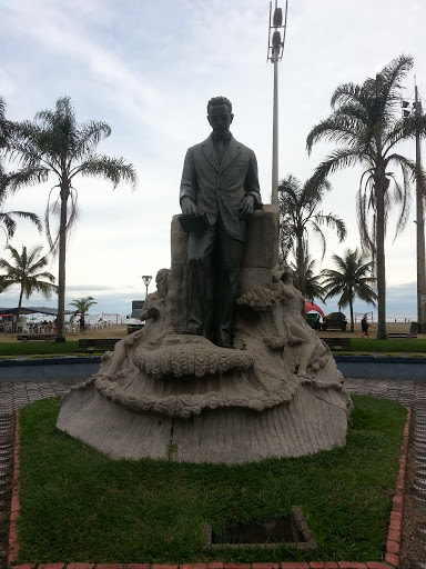 Estátua Vicente De Carvalho