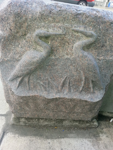 Heron Sculpture Bench