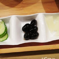 Uzna Omom 杏桃鬆餅屋