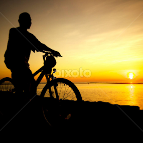 Good morning Sunshine by Alfi Nurulhida - People Street & Candids