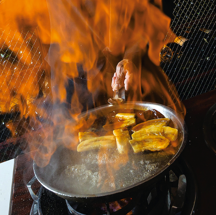 10 Best Fruit Flambe Dessert Recipes