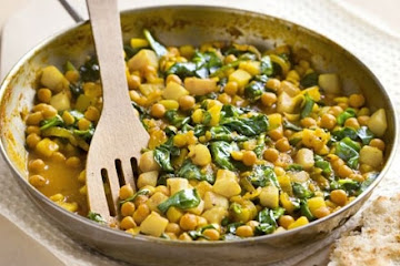 Spiced chickpea & potato fry-up