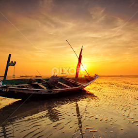 boats traditional by Didit Aryono - Transportation Boats