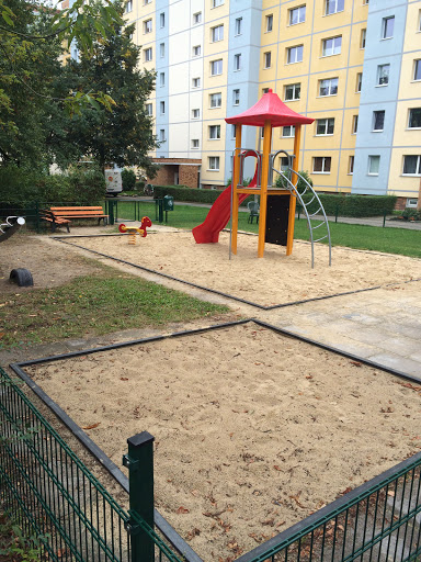 Spielplatz Lilli-Henoch-Straße
