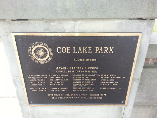 Coe Lake Park