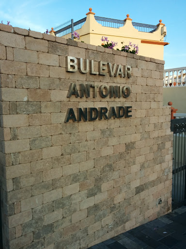 Bulevar Antonio Andrade
