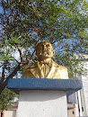 Busto De Guillermo Prieto