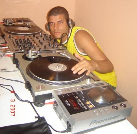 [DJ RENATO GOMES2[6].jpg]