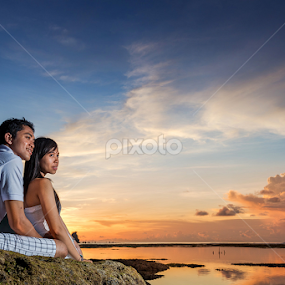 Sunset to Witness by Rah Juan - People Couples