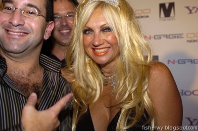 Photo of Linda Hogan Paris Hilton Record Release Party At The Mansion in 2004