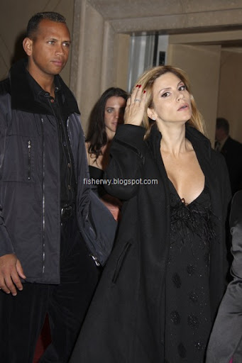 anthony weiner wife. anthony weiner picture: